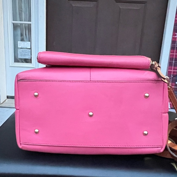 DOONEY AND BOURKE SET OF DAWSON PINK PURSE AND WRISTLET - Picture 9 of 15